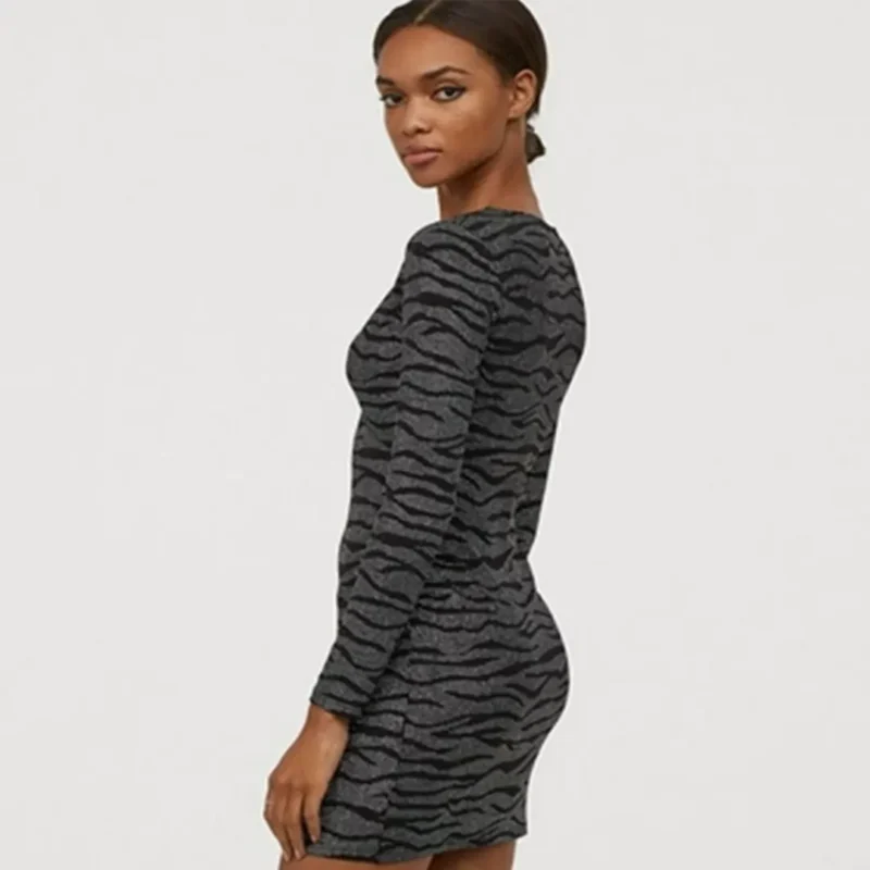 پیراهن مجلسی طرح زیبرا مشکی اچ اند ام H&M